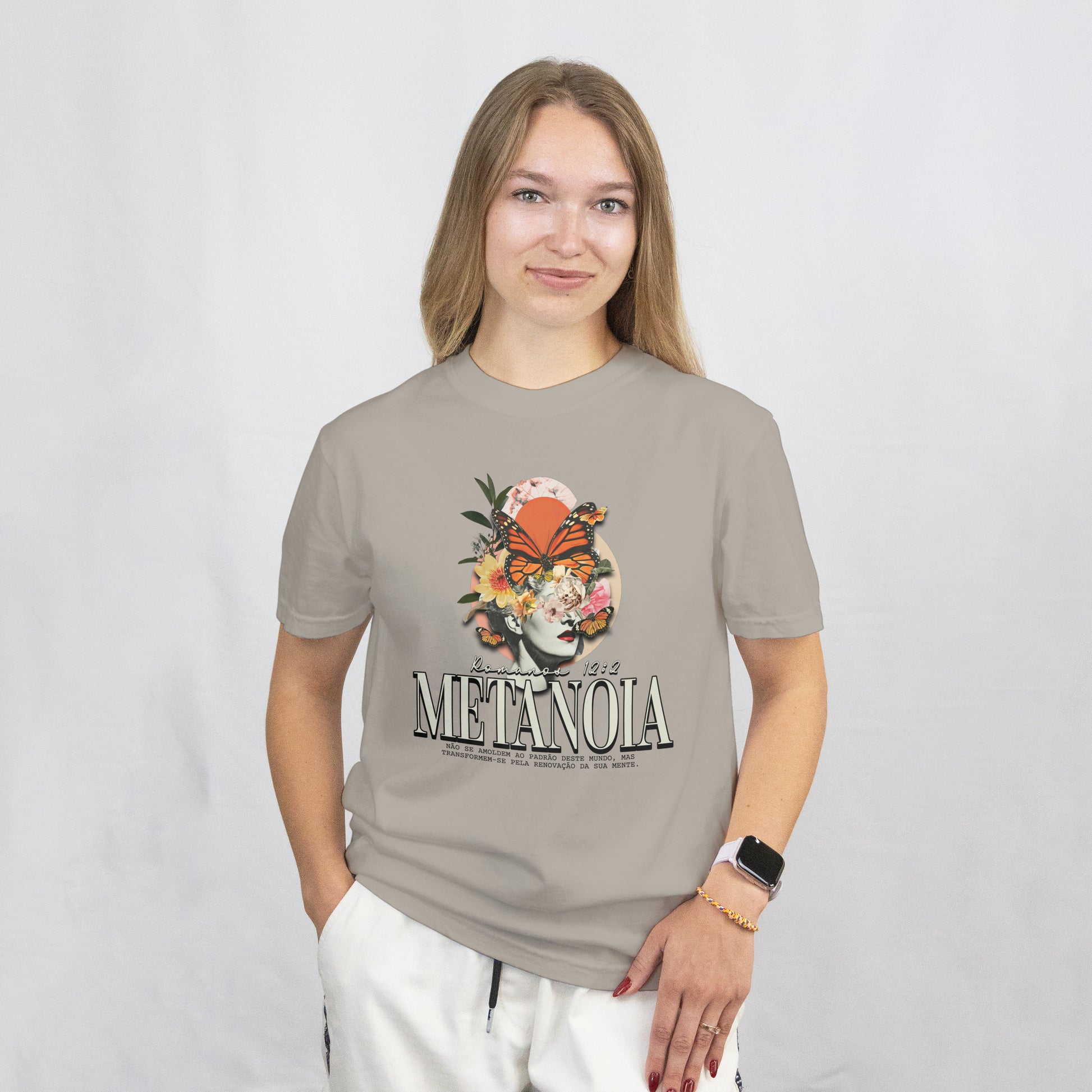 Camiseta Oversized Feminina |  METANOIA Romanos 12:2