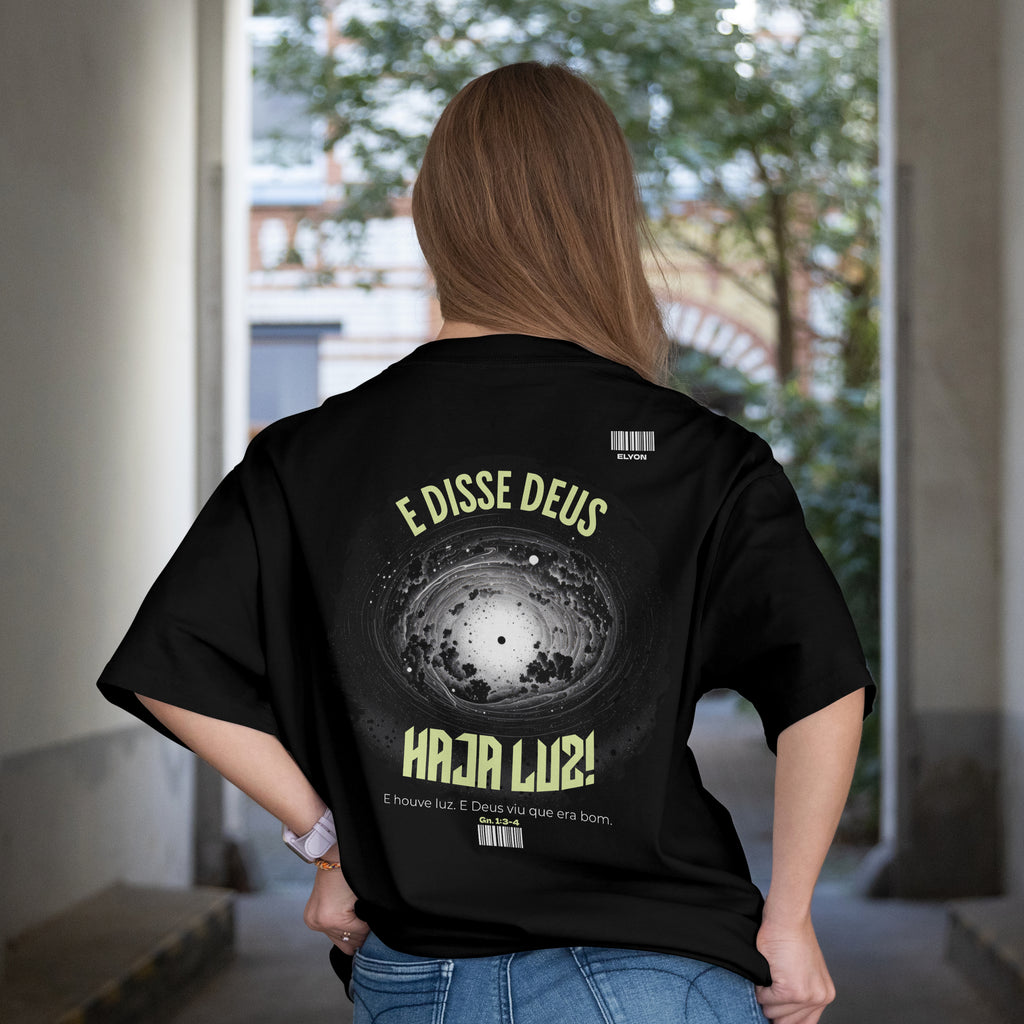 Camiseta oversized Gênesis - Day 01 | Haja Luz
